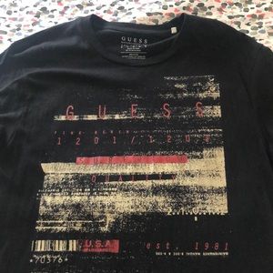Guess T-shirt